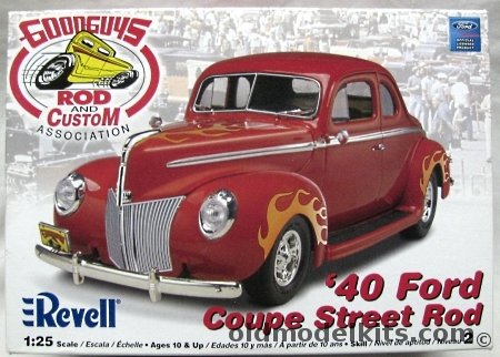 Revell 1/25 1940 Ford Coupe Street Rod GoodGuys, 85-2894 plastic model kit